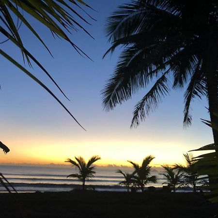 North Shore Surf Camp Hotel Baler Esterno foto